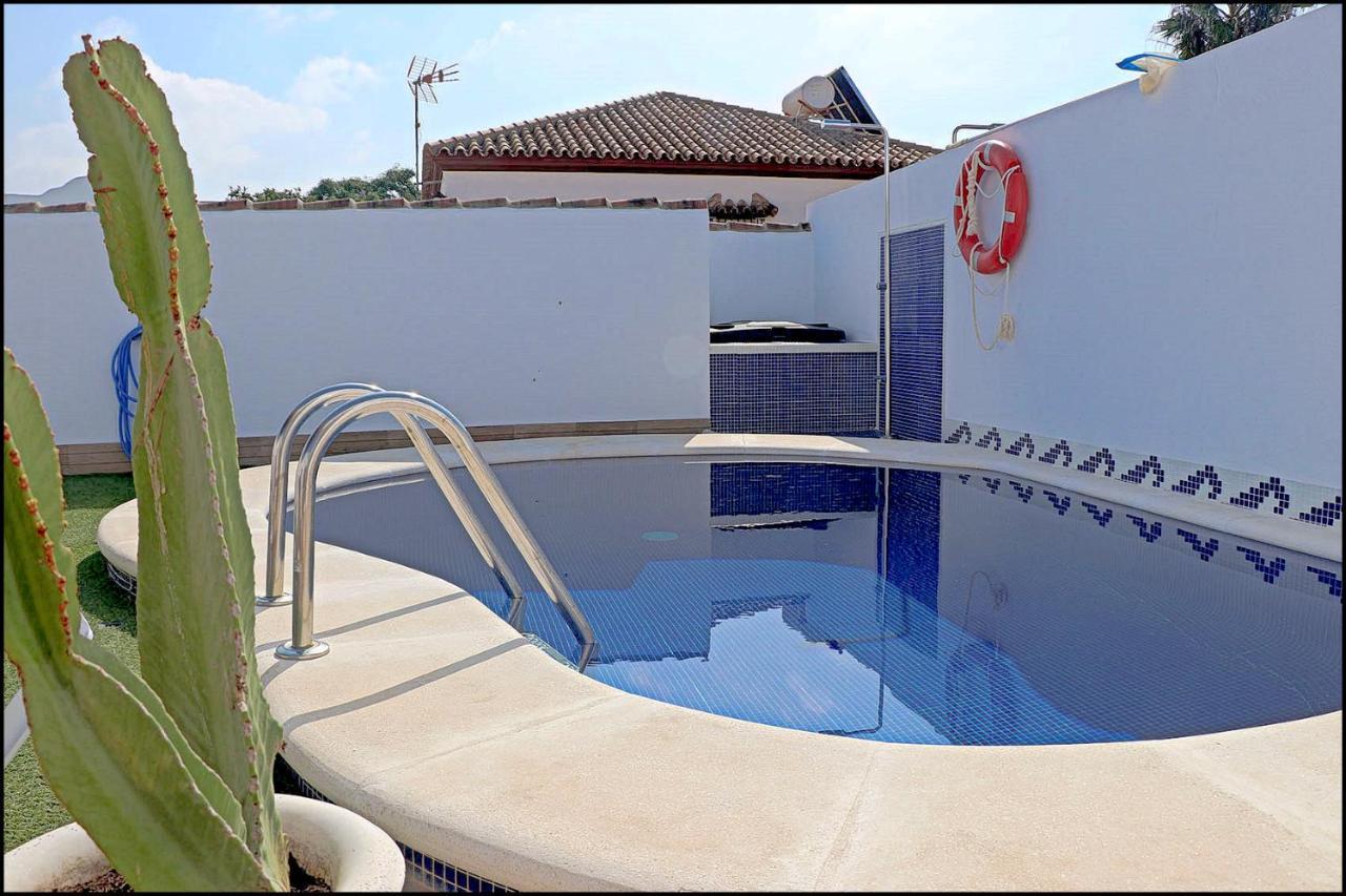 Chalet Muelle Pesquero 65 Conil De La Frontera Esterno foto